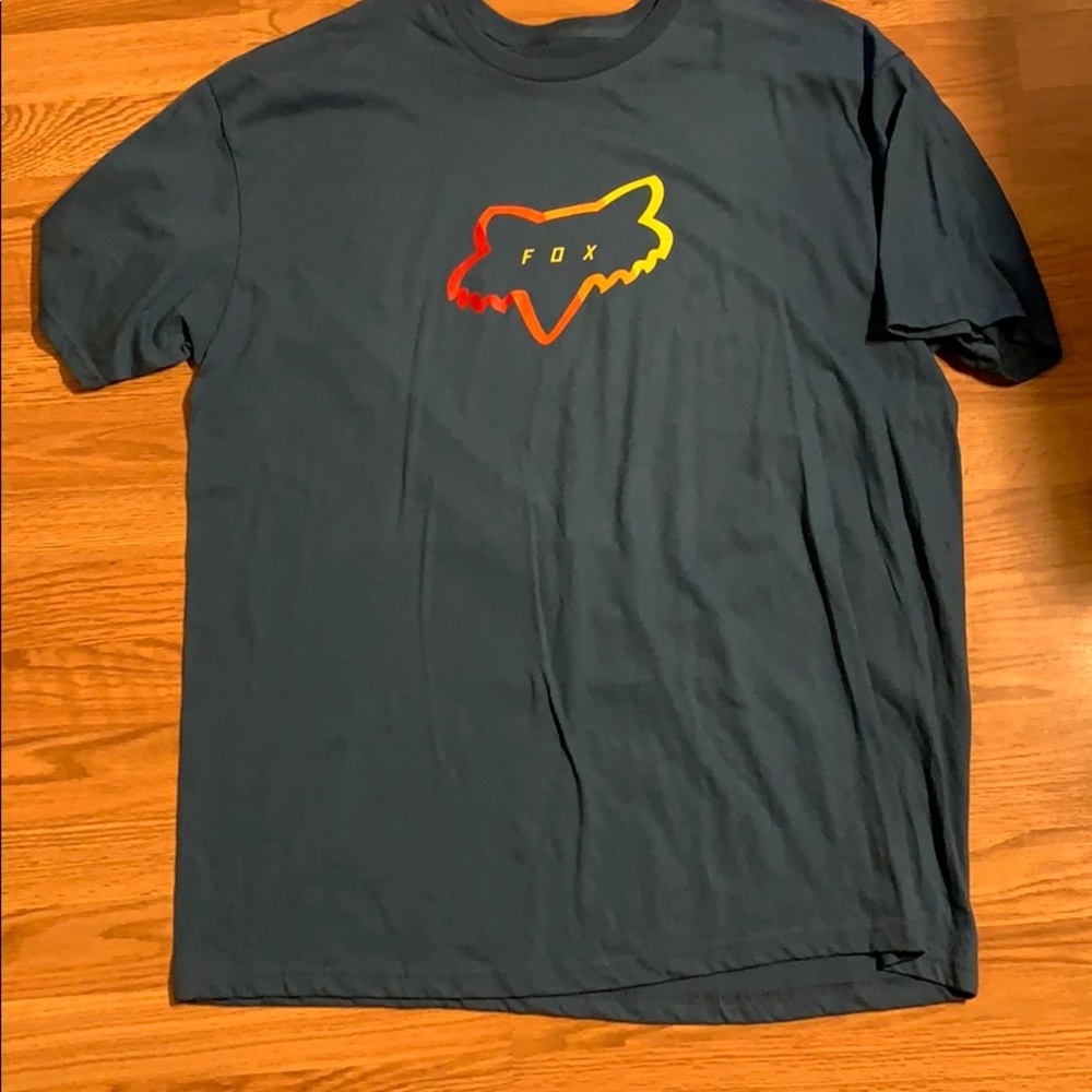Mens T shirt